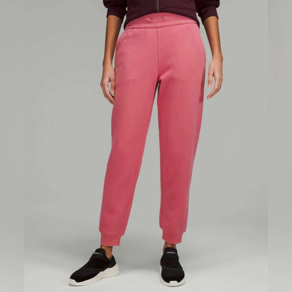 NWT Lululemon Scuba High-Rise French Terry Jogger in Pink Blossom Size 14 W5CVAS - Picture 1 of 9